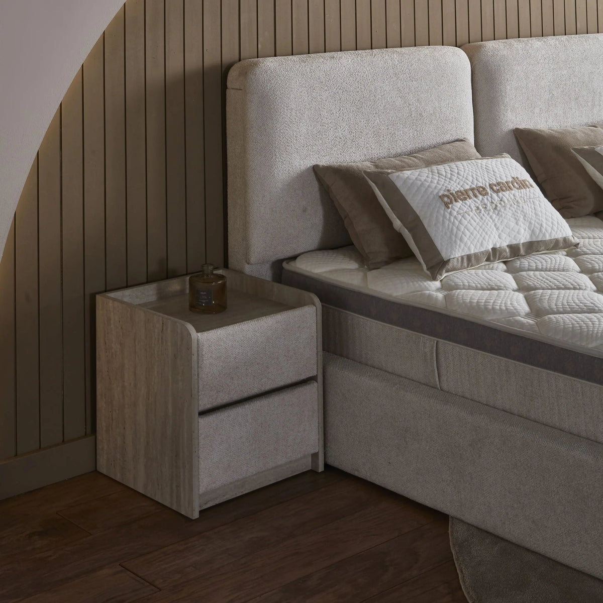 Lit Coffre MONZA Pierre Cardin